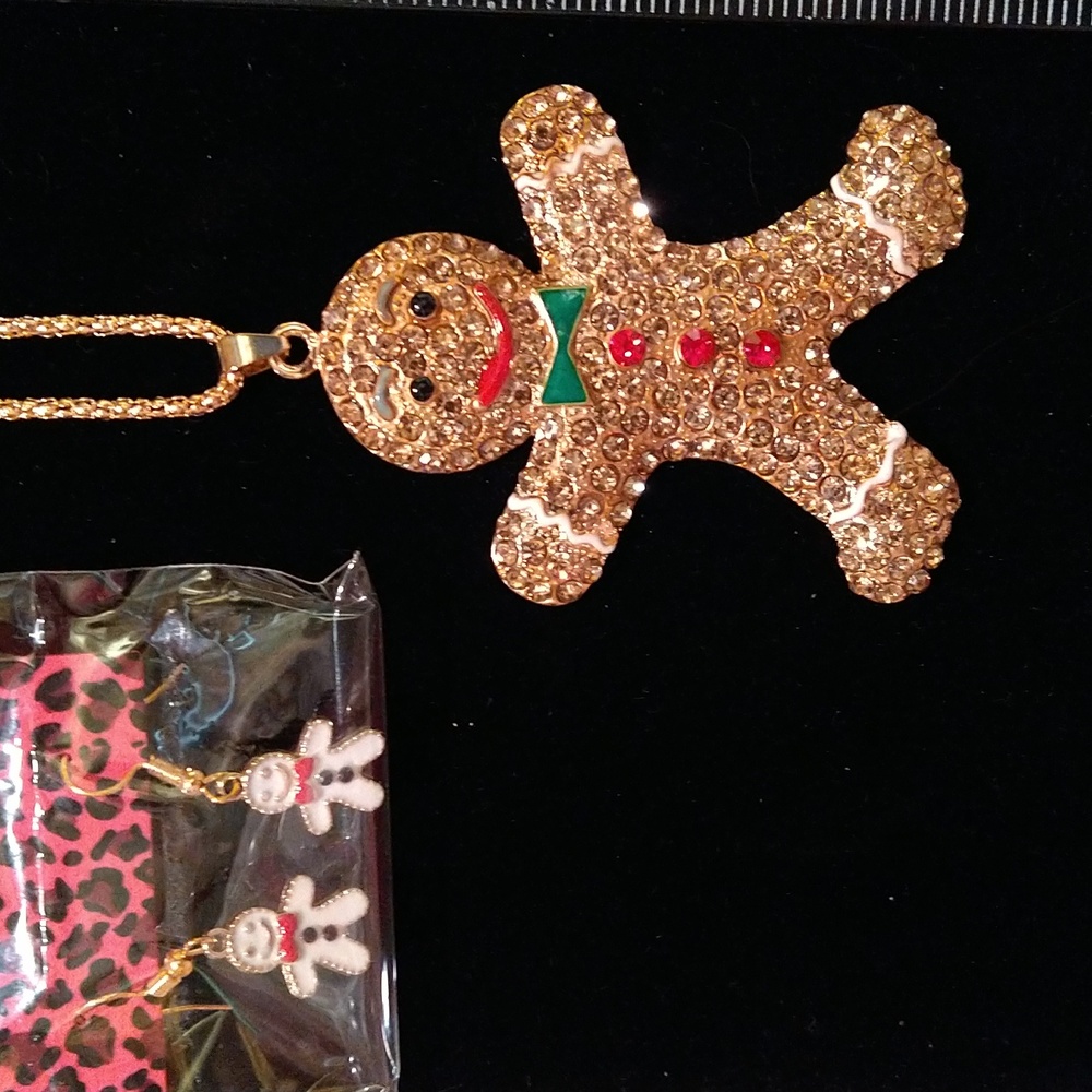 Gingerbread Man necklace with matching earrings